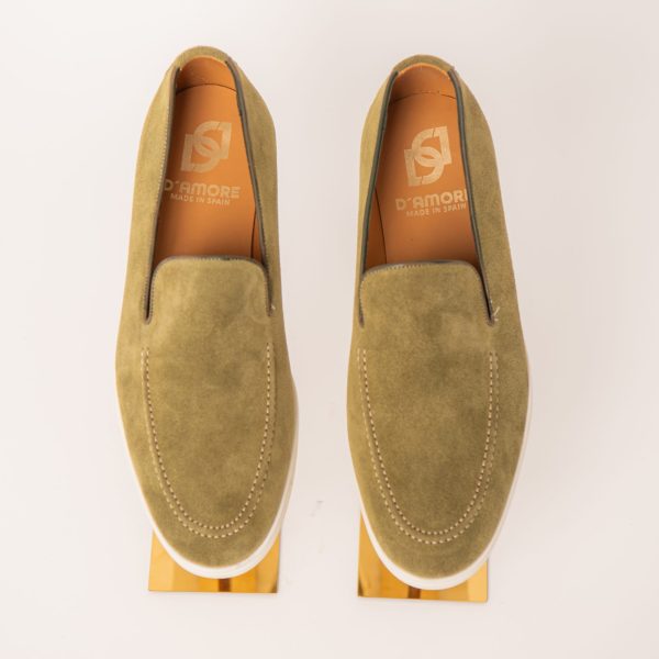 Oliver - Image 4